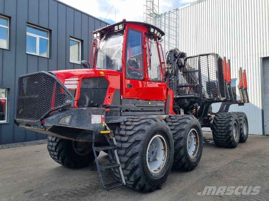 Komatsu 895 Vyvážecí traktory