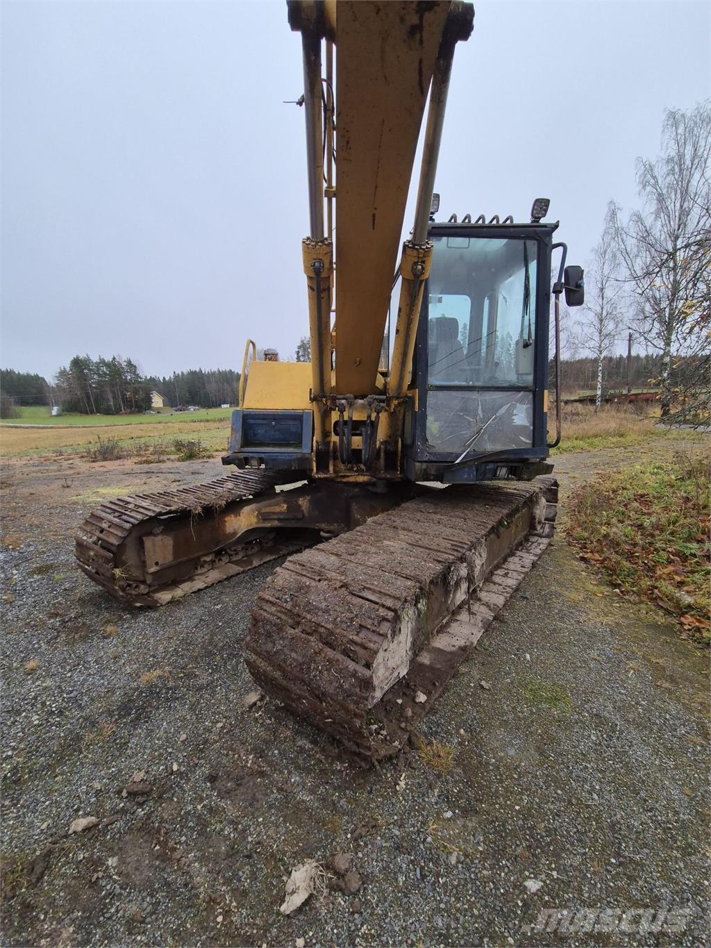 Komatsu PC180LC-3 Pásová rýpadla