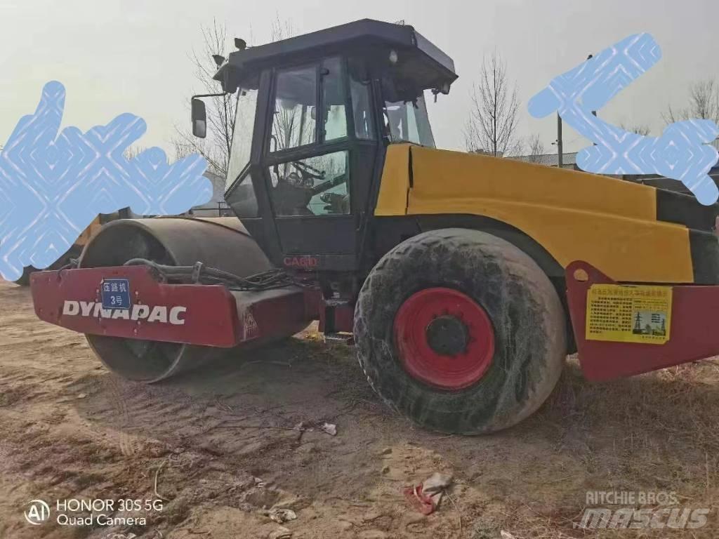 Dynapac 610AC Kombinované válce