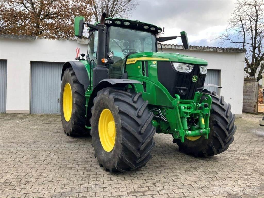 John Deere 6R 215 Traktory