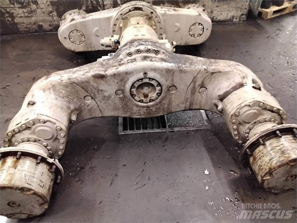 Rottne F18 Převodovka
