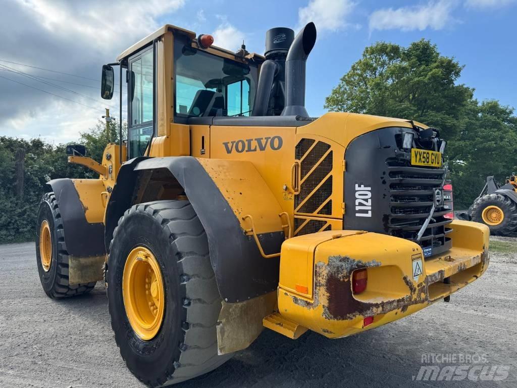 Volvo L 120 F Kolové nakladače