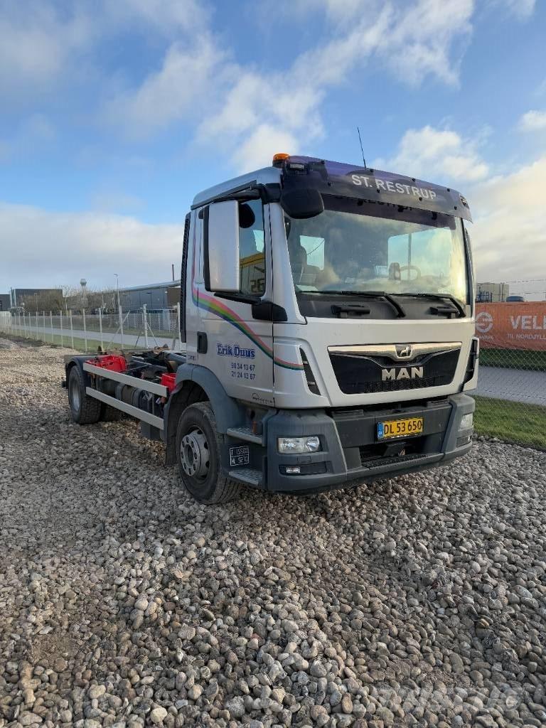 MAN TGM 15.290 Hákový nosič kontejnerů