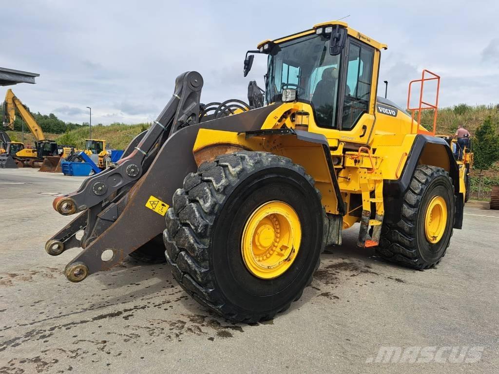 Volvo L220H Kolové nakladače