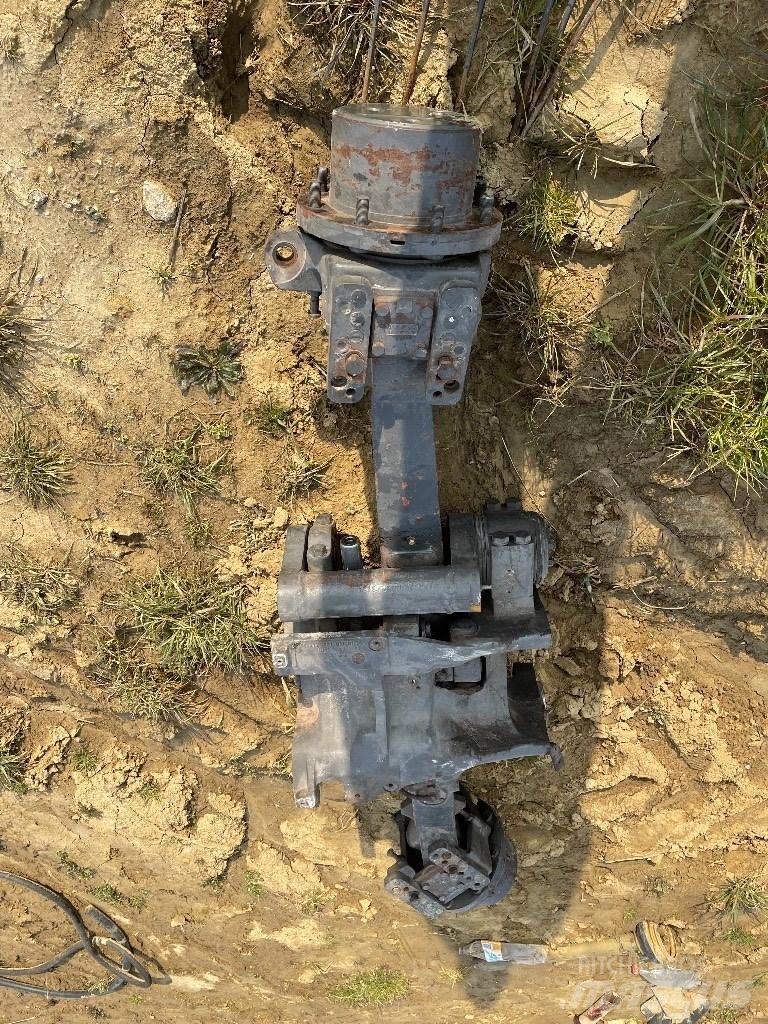 Fendt 515 Pneumatiky, kola a ráfky