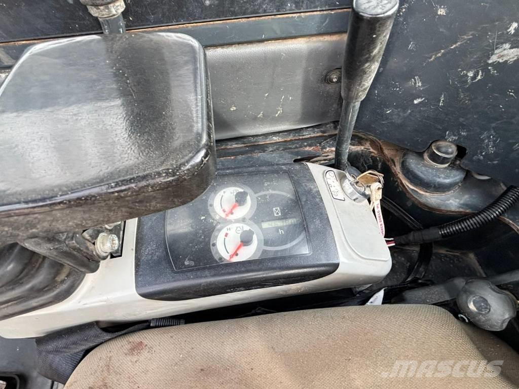 Komatsu PC 26 MR-3 Mini rýpadla < 7t