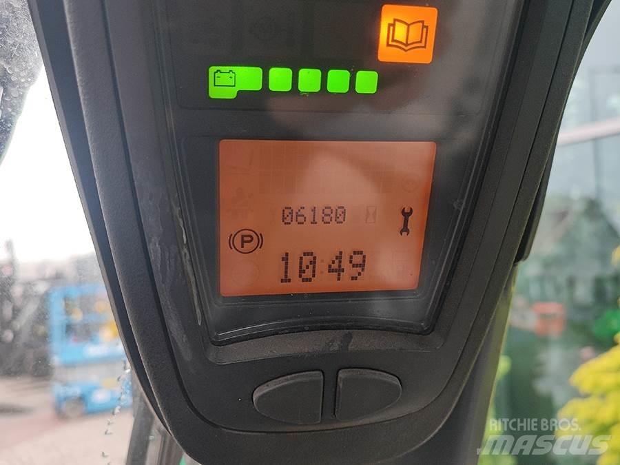 Linde E18PH-02 Akumulátorové vozíky