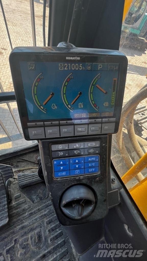 Komatsu PC850-8 R1 Pásová rýpadla