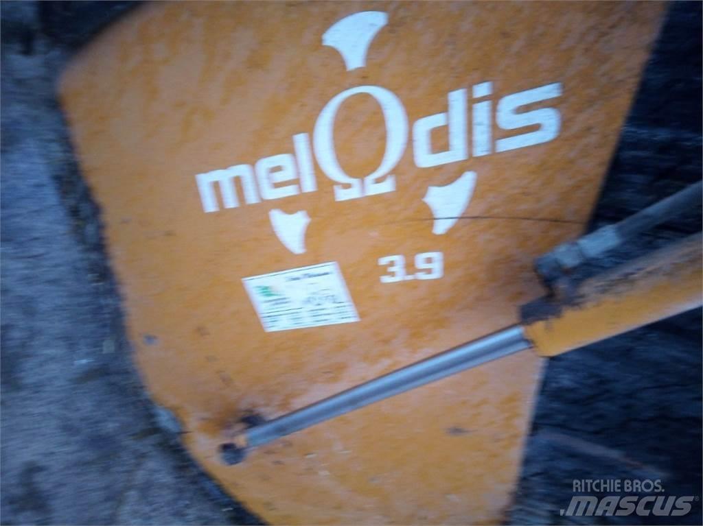 Emily Mélodie 3.9 Dávkovače, podavače