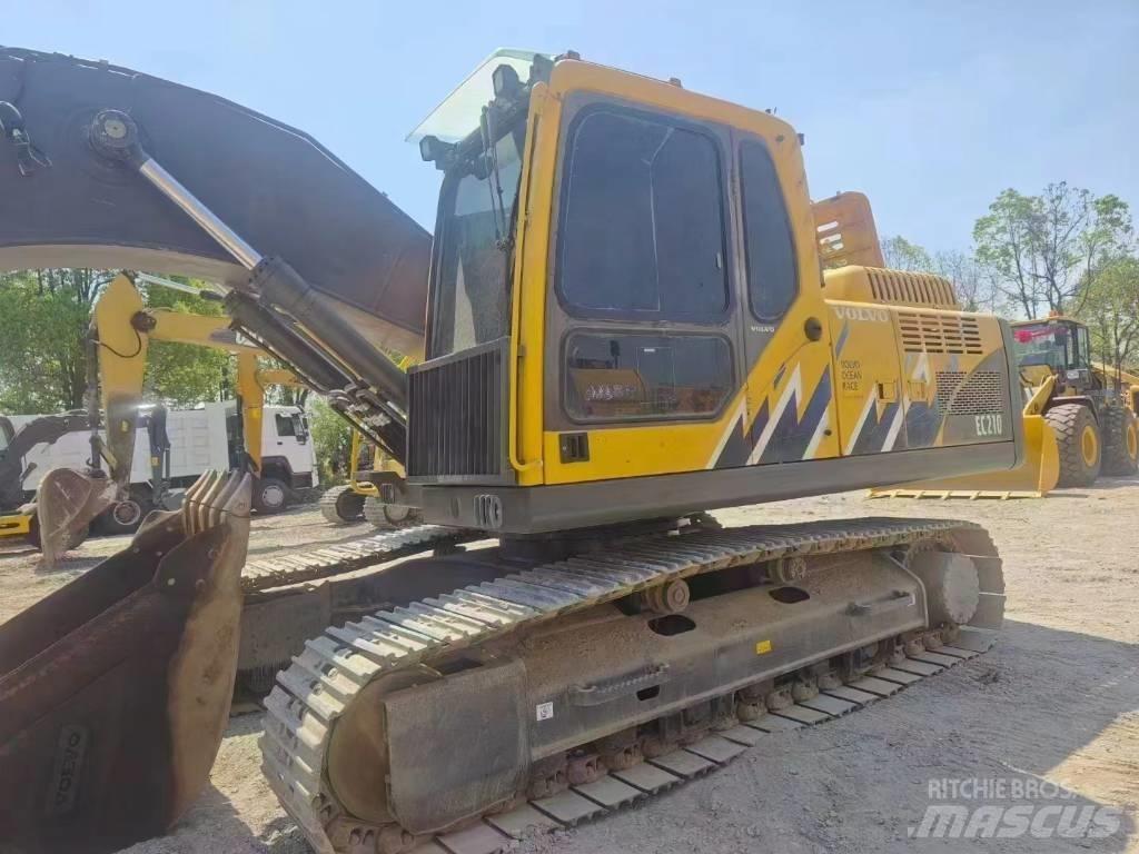 Volvo EC 210 Pásová rýpadla