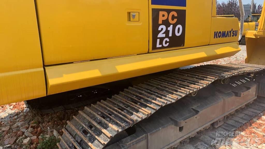 Komatsu PC 210 LC Pásová rýpadla