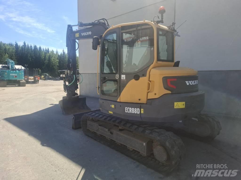 Volvo ECR 88 D Midi rýpadla 7t - 12t