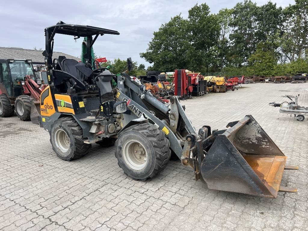 GiANT 2200E Mininakladače