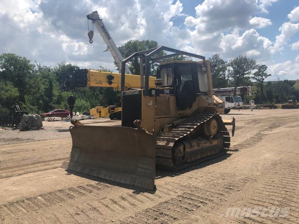 CAT D 5 M XL Pásové dozery