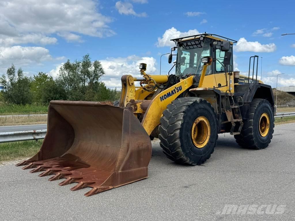 Komatsu WA470-5H Kolové nakladače