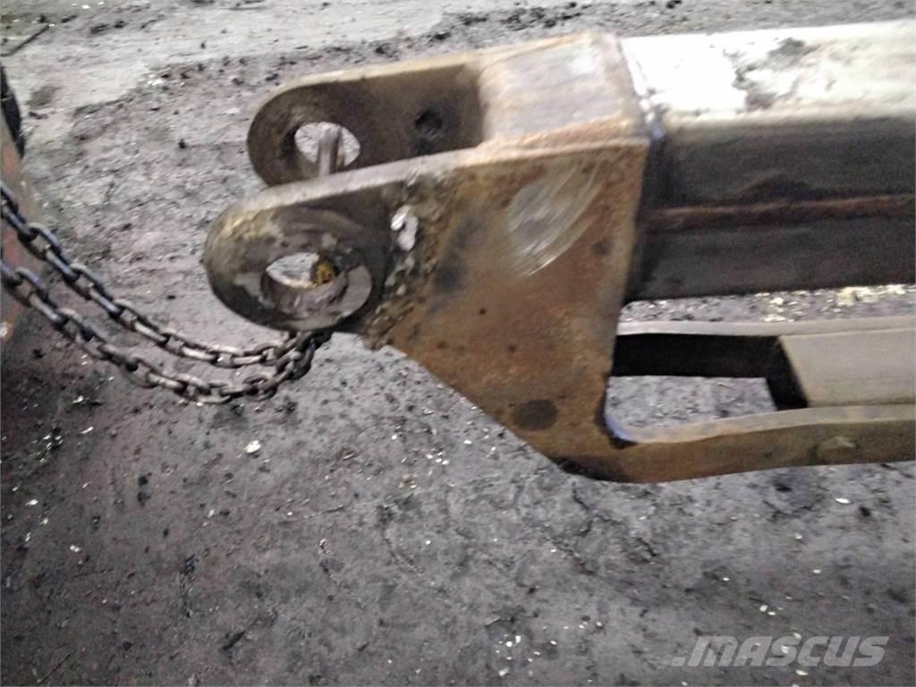 Loglift 180 Těžební jeřáby