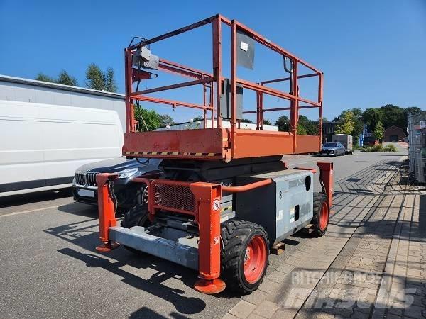 SkyJack SJ 6832 RT Nůžková zvedací plošina