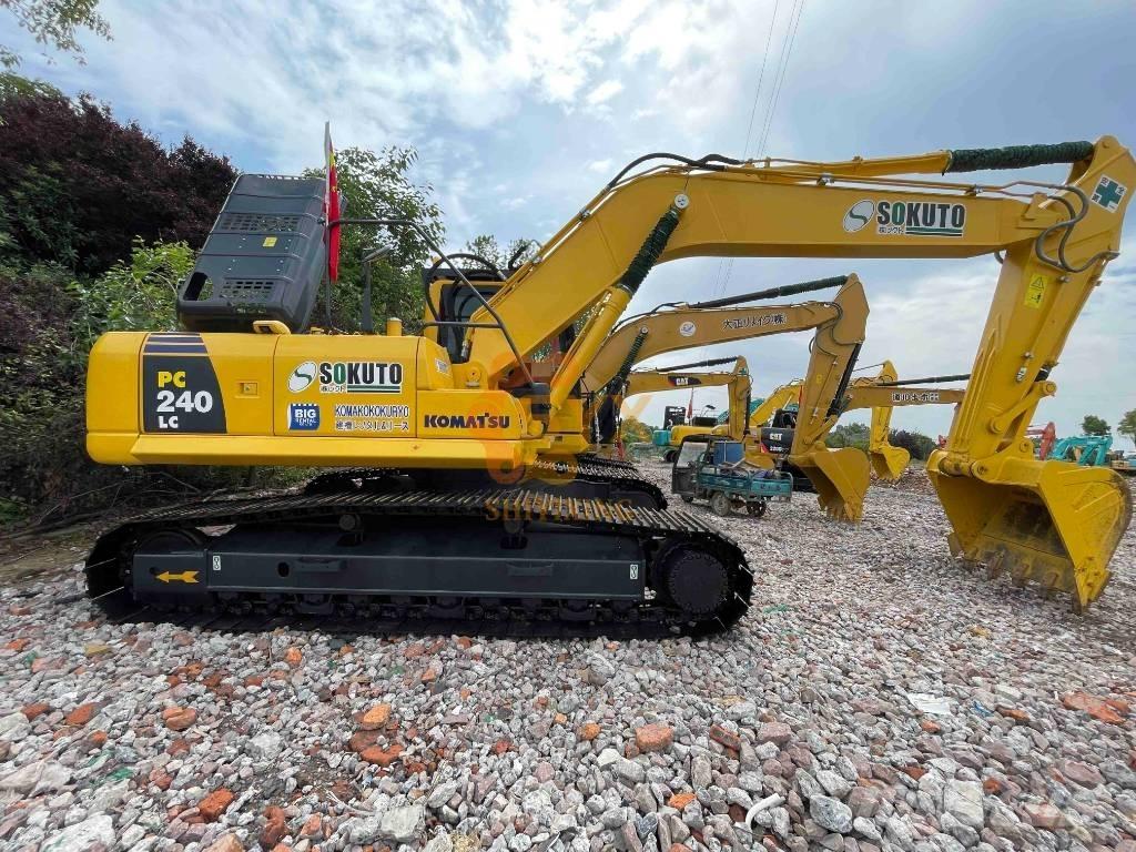 Komatsu PC 240-8 Pásová rýpadla