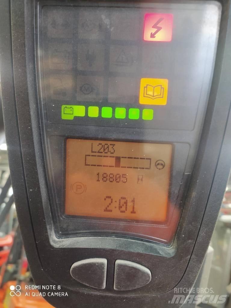 Linde E30/600 Akumulátorové vozíky