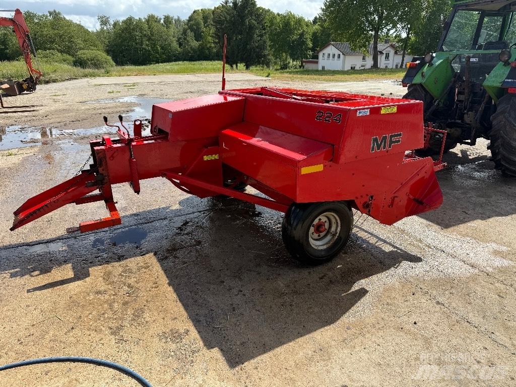Massey Ferguson 224 Lis na hranaté balíky