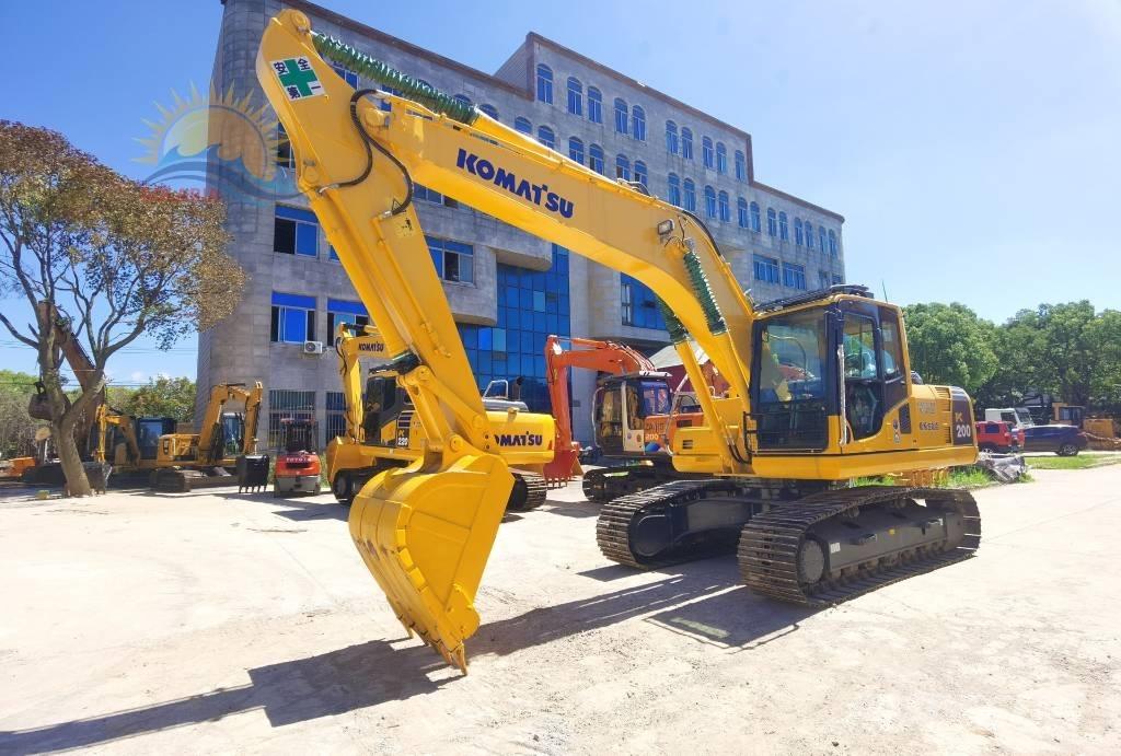 Komatsu PC 200-8 Pásová rýpadla