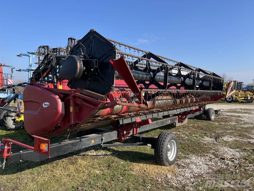Case IH AF8240 Sklízecí mlátičky