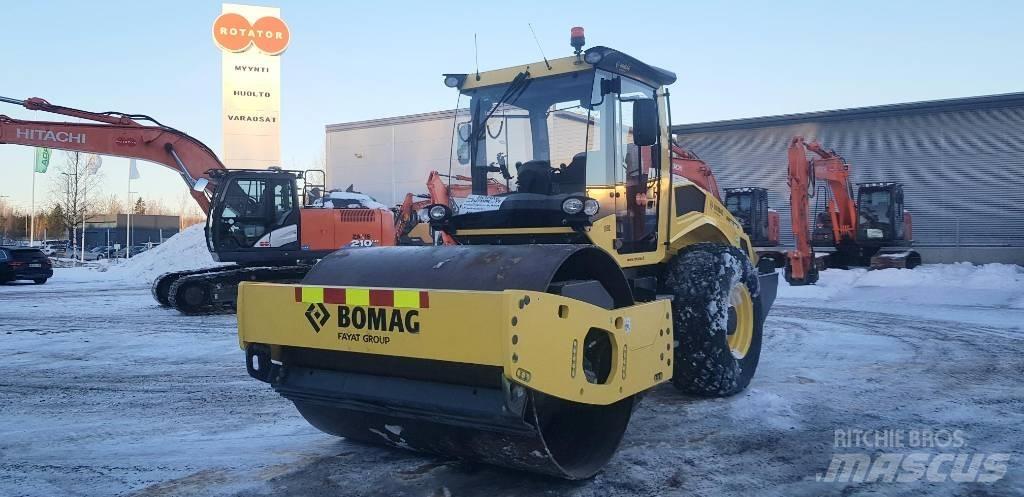 Bomag BW213 BVC-5 Půdní kompaktory