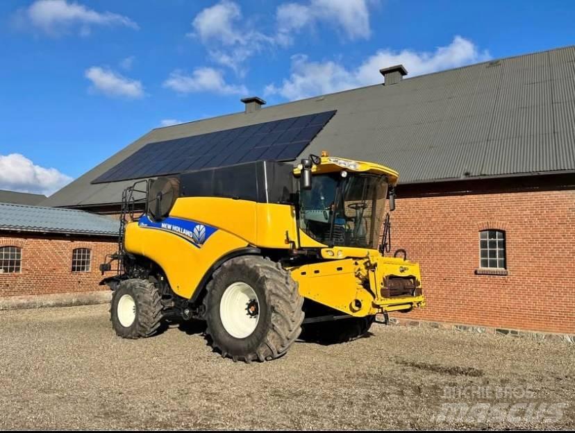 New Holland CR 9080 Sklízecí mlátičky