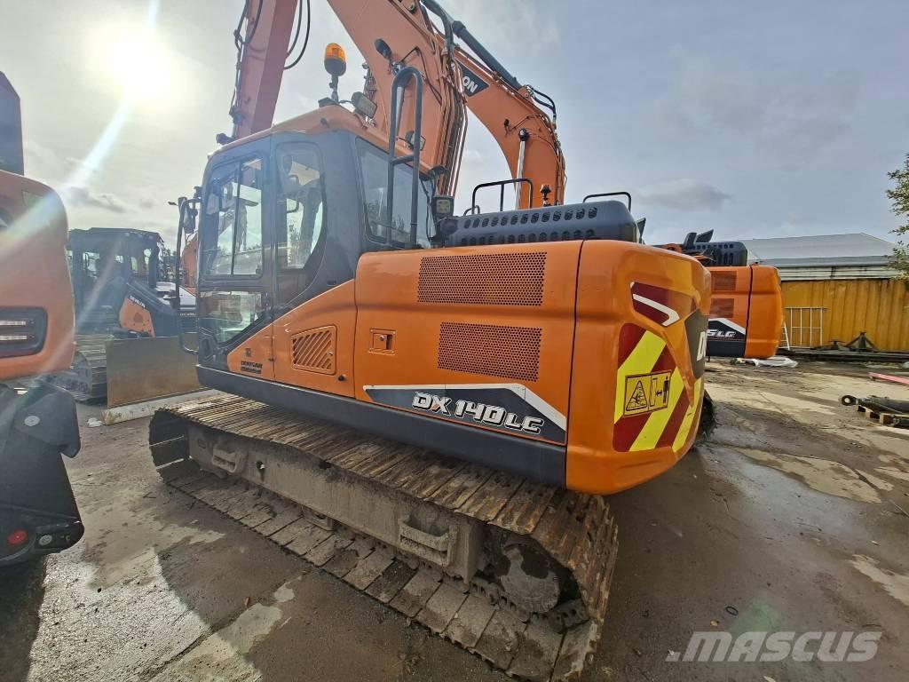 Doosan DX 140 LC Pásová rýpadla