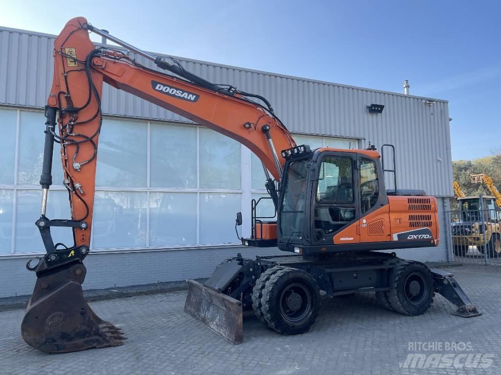 Doosan DX170W-5 Kolová rýpadla