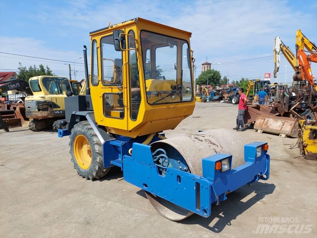Hamm 2210SD Tahačové válce