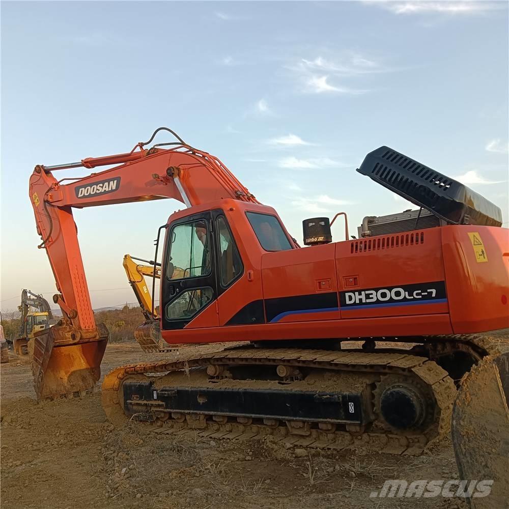 Doosan DH300LC-7 Pásová rýpadla
