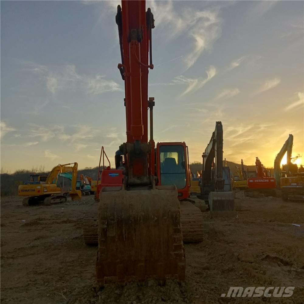 Doosan DH300LC-7 Pásová rýpadla