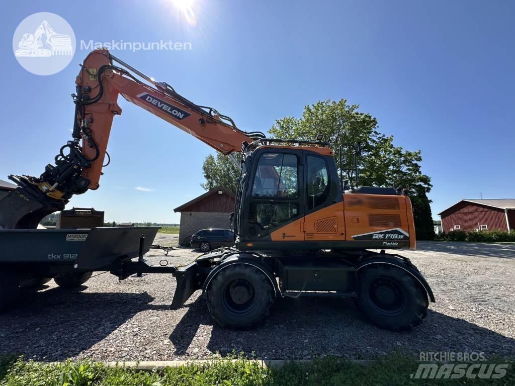 Develon DX 170 W-7 Kolová rýpadla