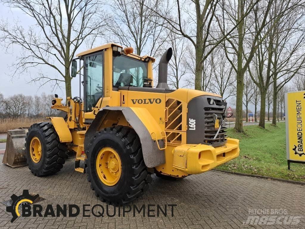 Volvo L60F Kolové nakladače