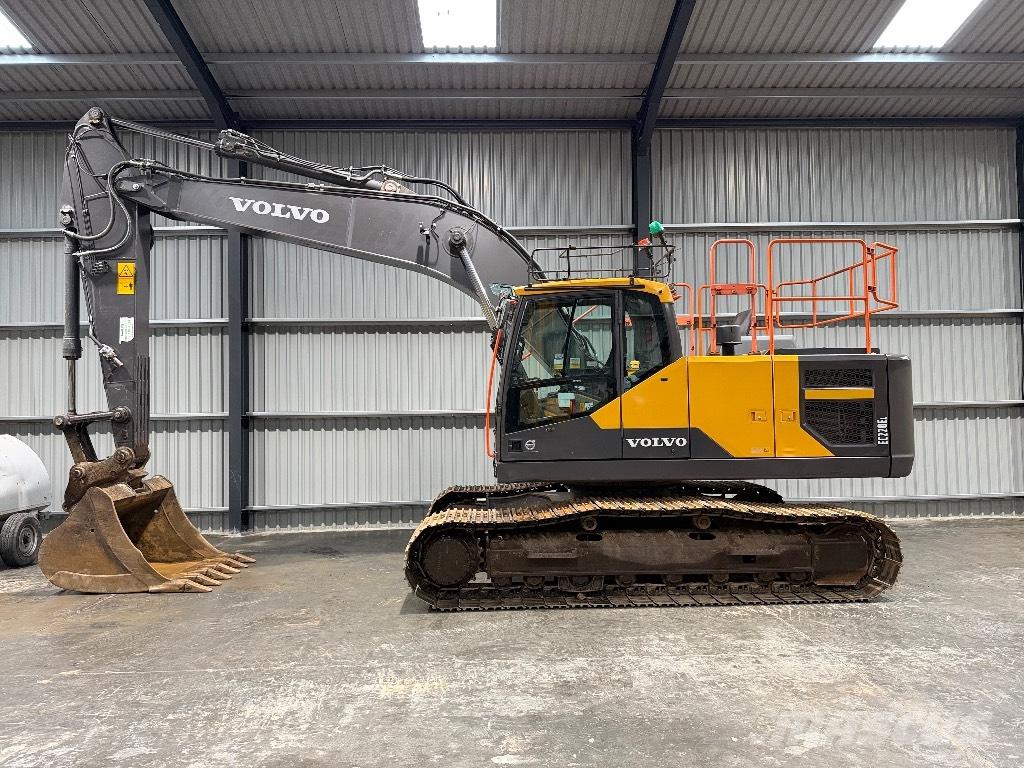 Volvo EC 220 E Pásová rýpadla