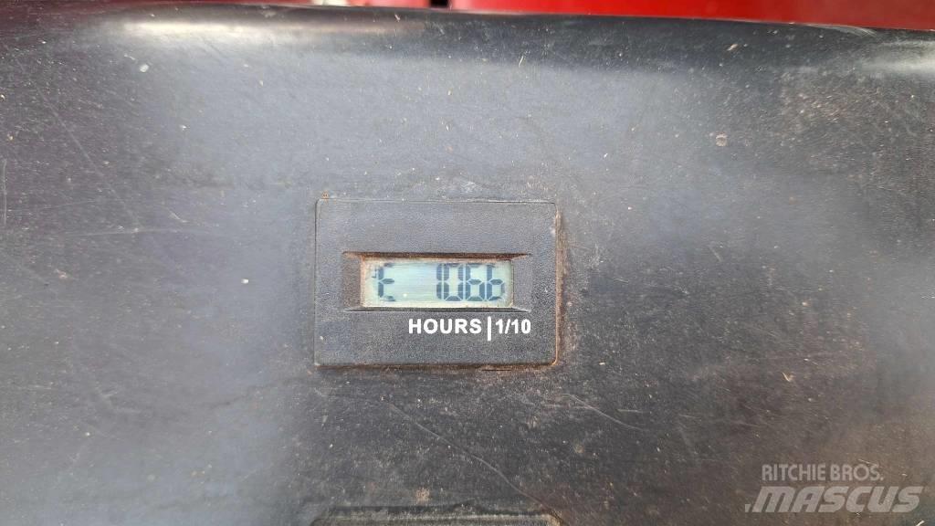 Ferris ISX 800 Sekačky s nulovým poloměrem otáčení