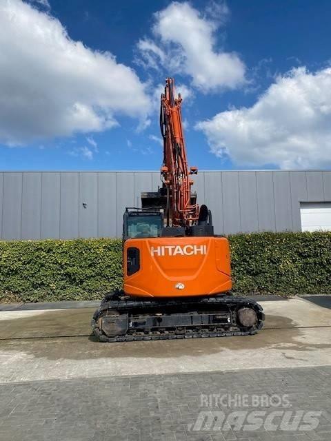 Hitachi 135US-6 Pásová rýpadla