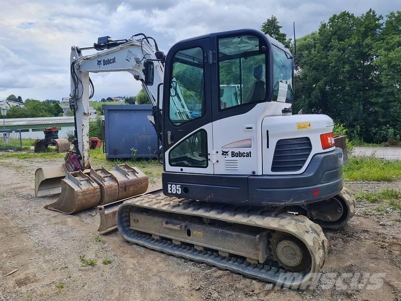 Bobcat E 85 Midi rýpadla 7t - 12t
