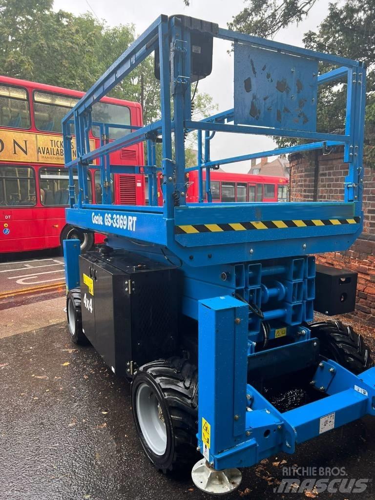 Genie GS 3369 RT Nůžková zvedací plošina