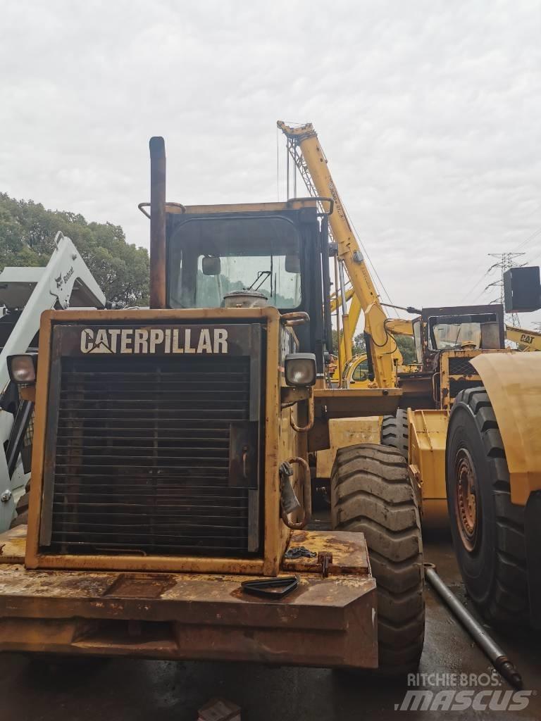CAT 938F Kolové nakladače