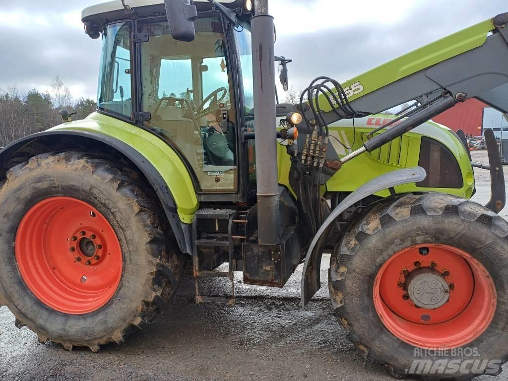 CLAAS Arion 640 Traktory