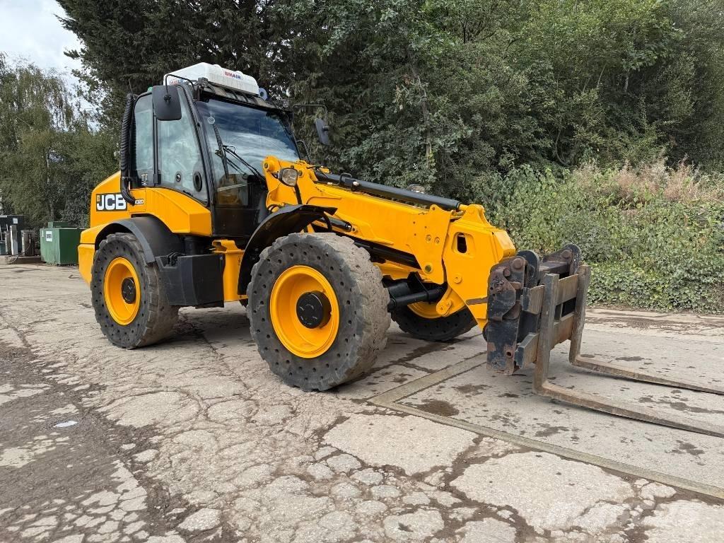 JCB TM 320 S Kolové nakladače