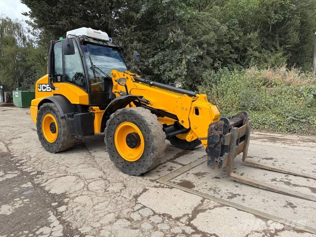 JCB TM 320 S Kolové nakladače