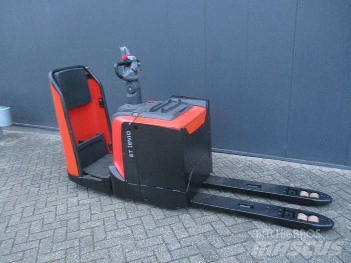 Toyota LPE 250 Nízkozdvižný vozík s plošinou