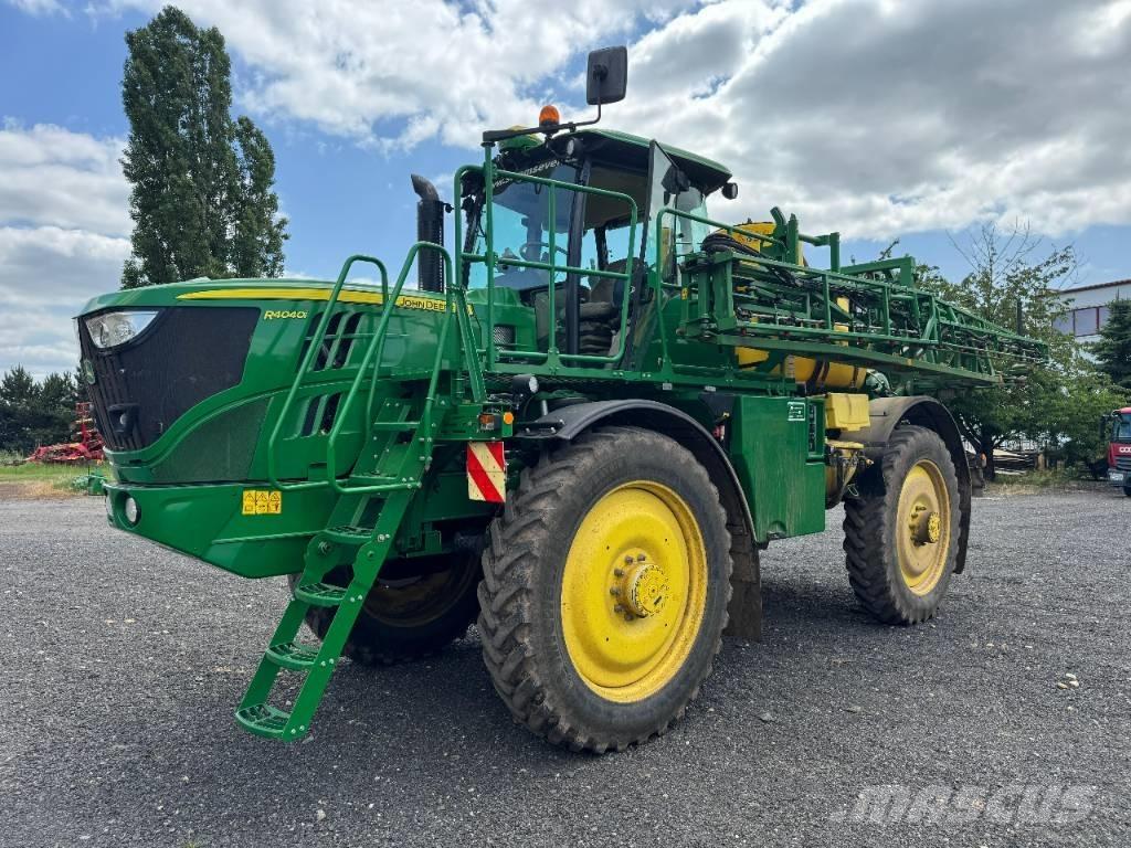 John Deere 4040i Samohybné postřikovače