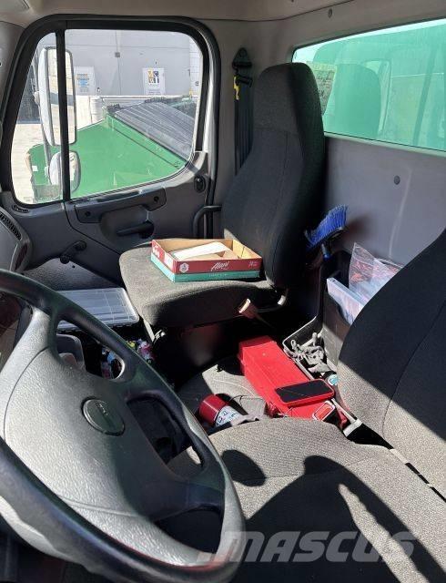 Freightliner M2 Vozy pro přepravu nápojů