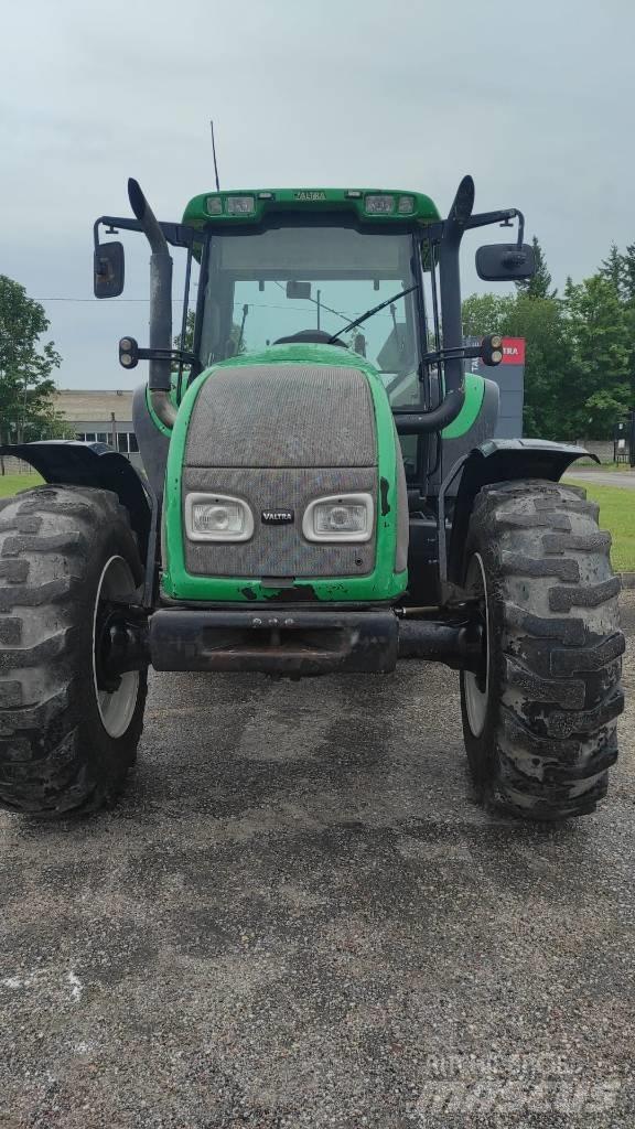 Valtra T170 Traktory