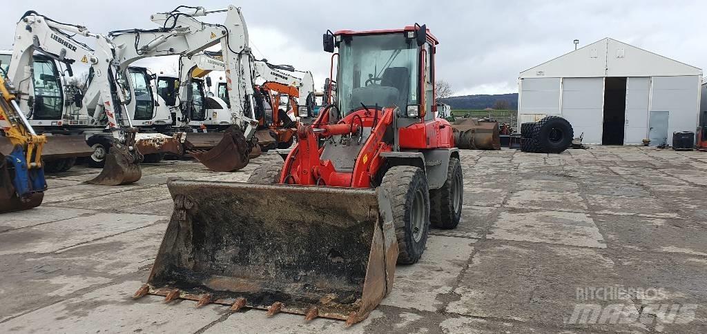 Volvo L 30 G Kolové nakladače