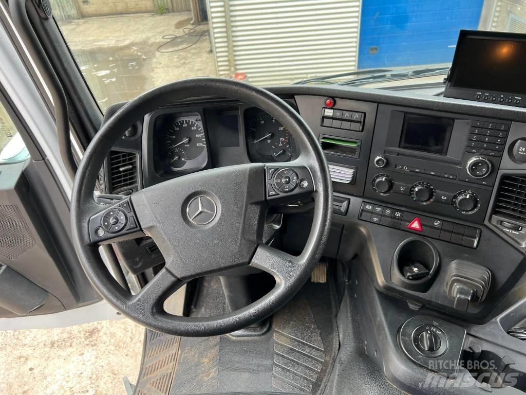 Mercedes-Benz 3246 Autojeřáby, hydraulické ruky